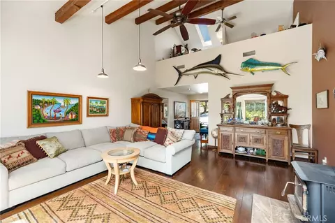 Living - 1832 Camino Rainbow, Fallbrook, CA 92028 photo 2 of 4