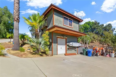 Exterior - 1832 Camino Rainbow, Fallbrook, CA 92028 photo 3 of 23