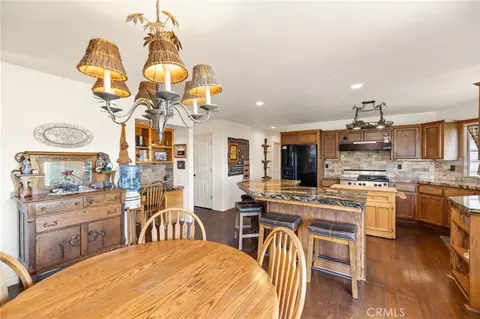 Dining - 1832 Camino Rainbow, Fallbrook, CA 92028 photo 1 of 2