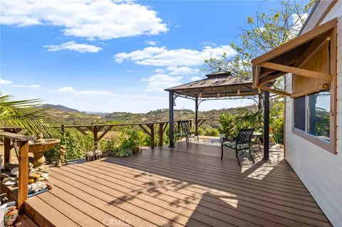 Exterior - 1832 Camino Rainbow, Fallbrook, CA 92028 photo 7 of 23