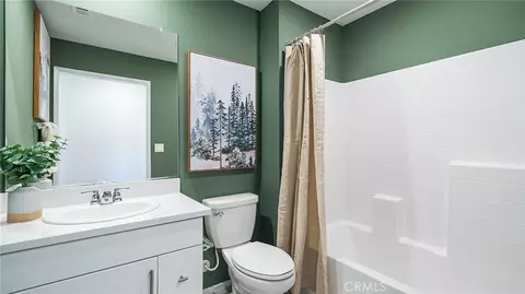 Bath - 7596 Vassar Ave, Hesperia, CA 92345 photo 1 of 2