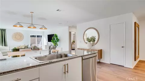 Entry Way - 7596 Vassar Ave, Hesperia, CA 92345 photo 1 of 1
