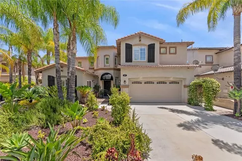 27 Ponte Brava, Lake Elsinore, CA 92532