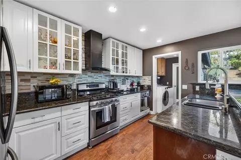 Kitchen - 3890 Forbell Pl, Fallbrook, CA 92028 photo 3 of 6