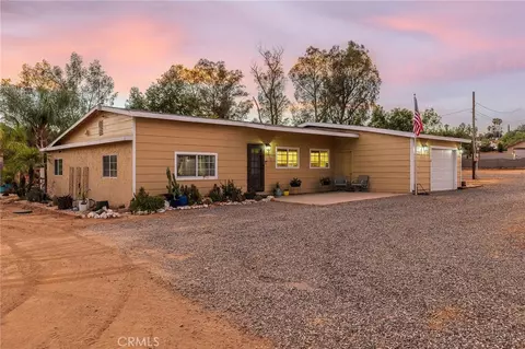 Exterior - 27331 Plum St, Perris, CA 92570 photo 2 of 6
