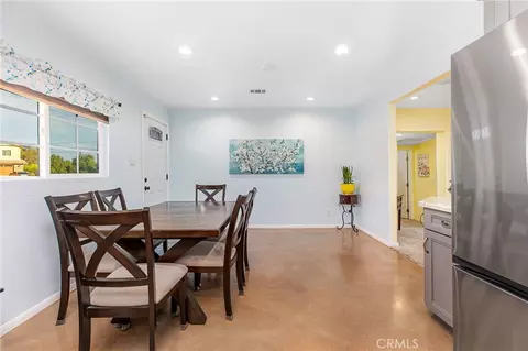 Dining - 27331 Plum St, Perris, CA 92570 photo 1 of 1