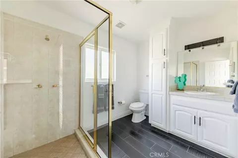 Bath - 20491 Carancho Rd, Temecula, CA 92590 photo 1 of 4