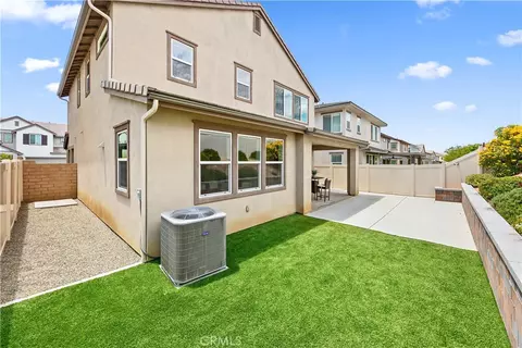Exterior - 32246 Hillstone St, Temecula, CA 92591 photo 3 of 12