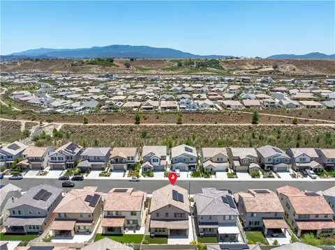 View/Area - 32246 Hillstone St, Temecula, CA 92591 photo 3 of 13