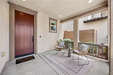 Exterior - 32246 Hillstone St, Temecula, CA 92591 photo 6 of 12
