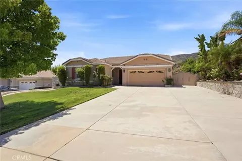 13647 Silver Stirrup Dr, Corona, CA 92883