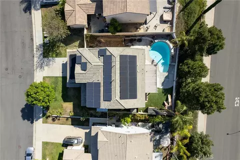 View/Area - 33938 Abbey Rd, Temecula, CA 92592 photo 1 of 7