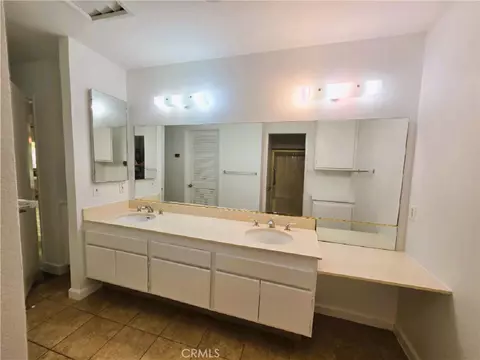 Bath - 3524 Sky Hvn, Oceanside, CA 92056 photo 1 of 2