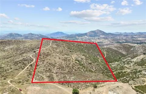 0 Intrepid Rd, Hemet, CA 92544 photo 12