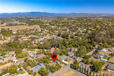 View/Area - 1549 Mcdonald, Fallbrook, CA 92028 photo 4 of 8