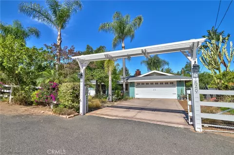 Exterior - 1549 Mcdonald, Fallbrook, CA 92028 photo 2 of 28