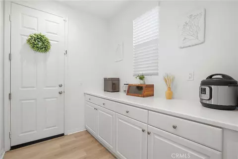 Entry Way - 30383 Freeman Dr, Menifee, CA 92584 photo 5 of 12