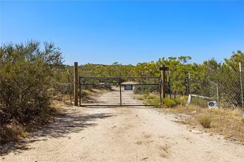 44627 Laura Ln, Aguanga, CA 92536