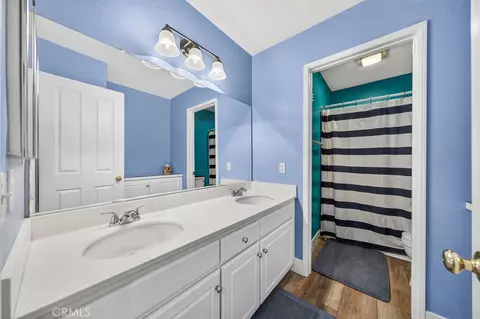 Bath - 43683 Altamura Ct, Temecula, CA 92592 photo 2 of 3