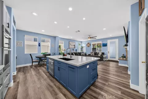 Kitchen - 43683 Altamura Ct, Temecula, CA 92592 photo 7 of 8
