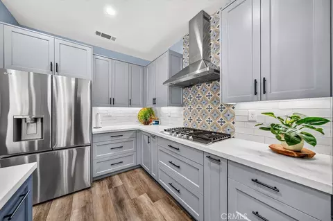 Kitchen - 43683 Altamura Ct, Temecula, CA 92592 photo 5 of 8
