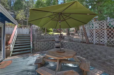 Exterior - 24032 Alpine Dr, Crestline, CA 92325 photo 11 of 14