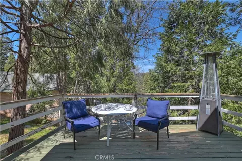 Exterior - 24032 Alpine Dr, Crestline, CA 92325 photo 10 of 14