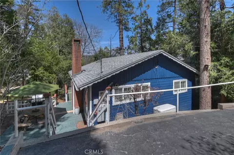 Exterior - 24032 Alpine Dr, Crestline, CA 92325 photo 13 of 14