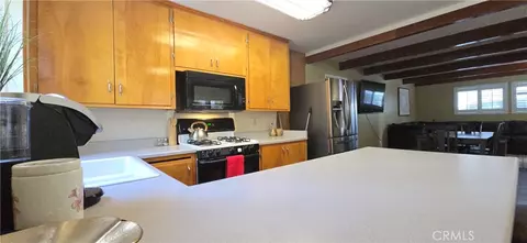 Kitchen - 24032 Alpine Dr, Crestline, CA 92325 photo 2 of 3