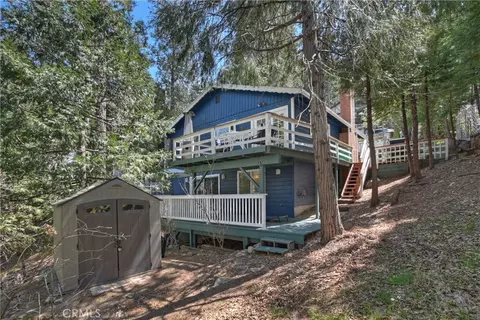 Exterior - 24032 Alpine Dr, Crestline, CA 92325 photo 2 of 14