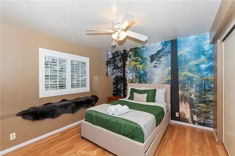 Bedroom - 24032 Alpine Dr, Crestline, CA 92325 photo 4 of 9