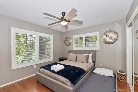 Bedroom - 24032 Alpine Dr, Crestline, CA 92325 photo 5 of 9