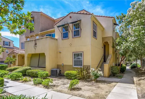 Exterior - 44942 Bellflower, Temecula, CA 92592 photo 2 of 4