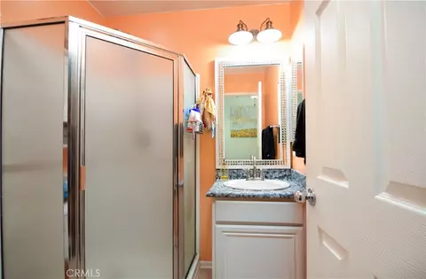 Bath - 44942 Bellflower, Temecula, CA 92592 photo 3 of 5