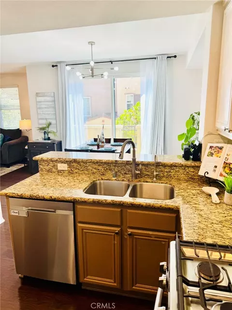 Kitchen - 44942 Bellflower, Temecula, CA 92592 photo 3 of 5
