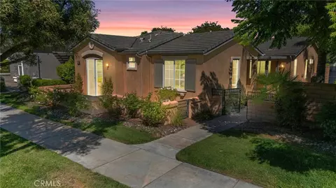 196 Four Seasons Blvd, Hemet, CA 92545