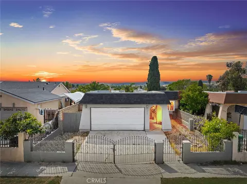 395 Calle Mariposa, Oceanside, CA 92057