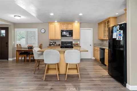 Kitchen - 9716 Halberns Blvd, Santee, CA 92071 photo 2 of 3