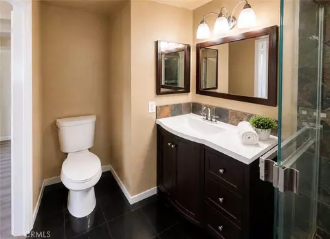 Bath - 342 E Gilmore Dr, Corona, CA 92879 photo 1 of 3