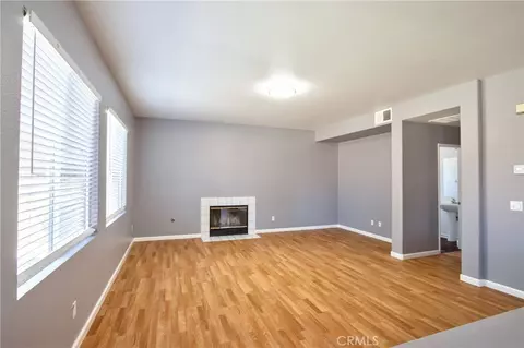 Living - 29068 Derby, Murrieta, CA 92563 photo 6 of 11