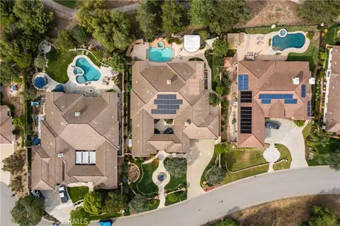 View/Area - 3349 Mendenaro Ct, Fallbrook, CA 92028 photo 7 of 10