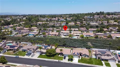View/Area - 33239 Corte Yaca, Temecula, CA 92592 photo 3 of 5