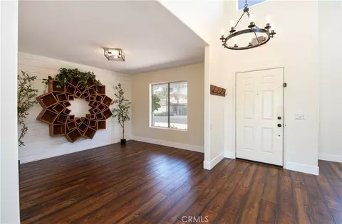 Entry Way - 33239 Corte Yaca, Temecula, CA 92592 photo 5 of 7