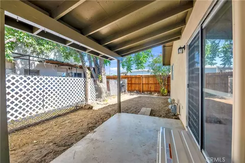 Exterior - 346 E 6th, San Jacinto, CA 92583 photo 6 of 9