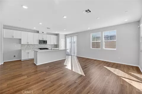 28246 Heirloom, Temecula, CA 92591 photo 4
