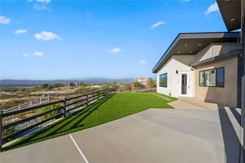 Exterior - 40371 Scanlon Rd, Temecula, CA 92592 photo 23 of 28