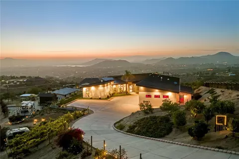 Exterior - 40371 Scanlon Rd, Temecula, CA 92592 photo 3 of 28