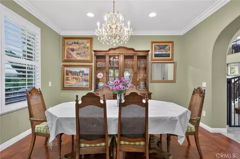 Dining - 33743 Blue Water Way, Temecula, CA 92592 photo 4 of 6