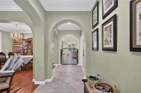 Entry Way - 33743 Blue Water Way, Temecula, CA 92592 photo 1 of 8