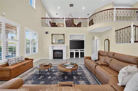 Living - 33743 Blue Water Way, Temecula, CA 92592 photo 2 of 2
